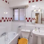 Apartment Le Riviera ~ Jardin ~ Parking ~ Climatisation