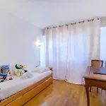 Apartment Le Riviera ~ Jardin ~ Parking ~ Climatisation *